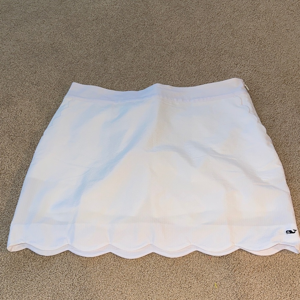 Vineyard Vines White Scalloped Hem Skort